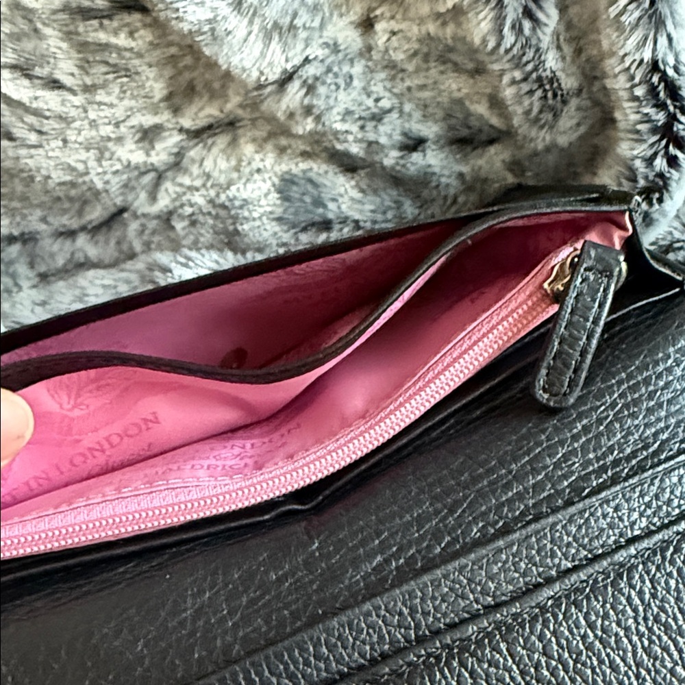My Flat In London Wallet - Picture 7 of 12
